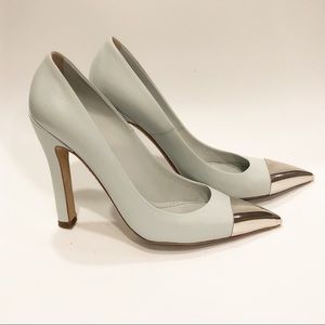 Louis Vuitton hells. Size 6.5